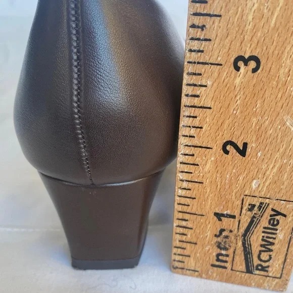 Easy Street Lyanna Women's Block Heel Pumps Brown Size 7.5 - Picture 7 of 9